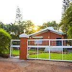 Yolo Villa